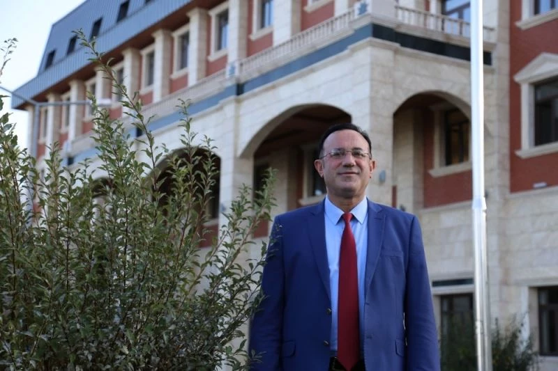 Karahan: “Aşılama sürecinin başlamasıyla birlikte toplumun bütün kesimlerinde yeniden normal toplumsal yaşama dönüş umutları yeşerdi”
