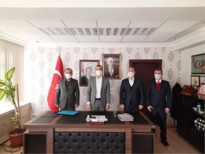 Müdürlerden veda ziyareti
