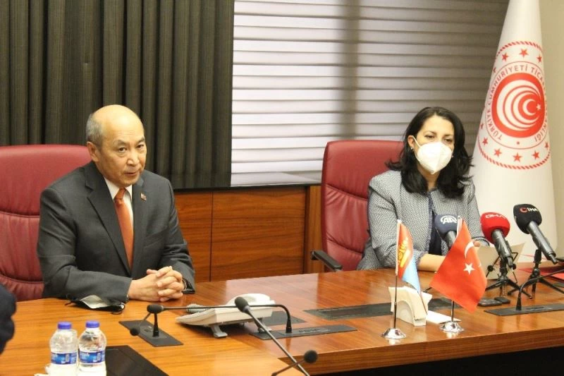 Ticaret Bakan Yardımcısı Batur: “Türk müteahhitlik firmaları 2009’dan bu yana Moğolistan’da 192 milyon dolar değerinde proje gerçekleştirdiler”
