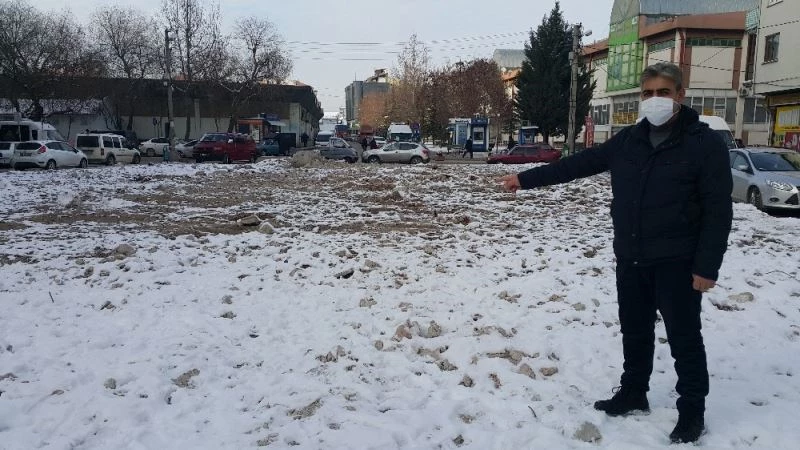 Şehir merkezine yakışmayan görüntü ortadan kaldırıldı
