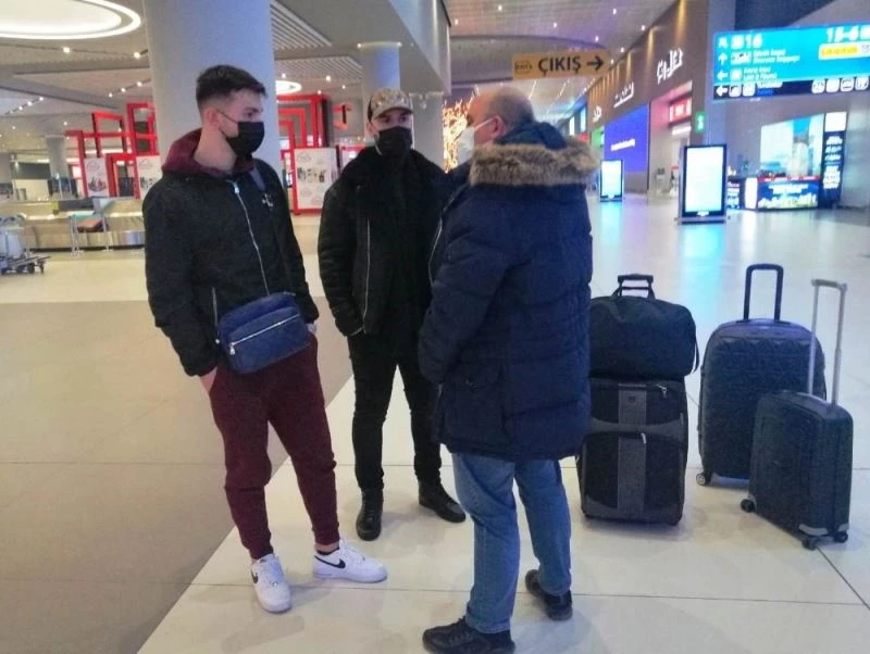 Halil Dervişoğlu İstanbul’a geldi
