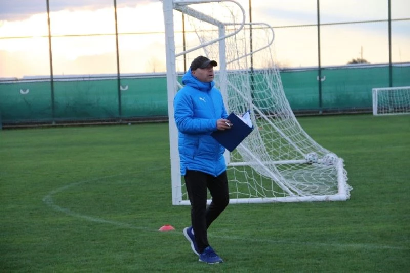 Özer Karadaş: “Üst sıralardaki iddiamızı sürdürmek istiyoruz”
