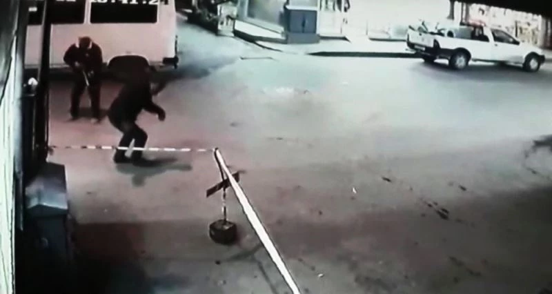 Bir liralık kağıt için kurşunladı
