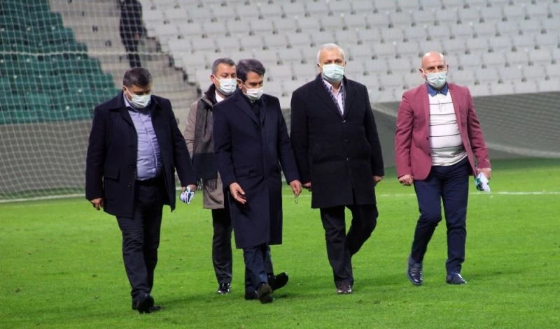 Giresun’da Çotanak Stadı açıldı
