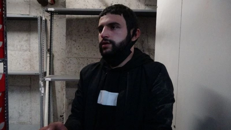 (Özel) Taksim’de “alüminyum folyolu” hırsıza suçüstü kamerada
