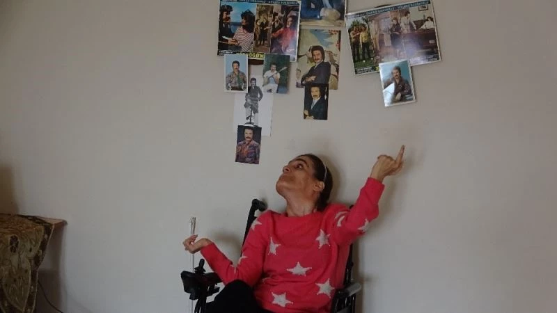 (Özel) 46 yıllık Orhan Gencebay hayranlığı engel tanımadı
