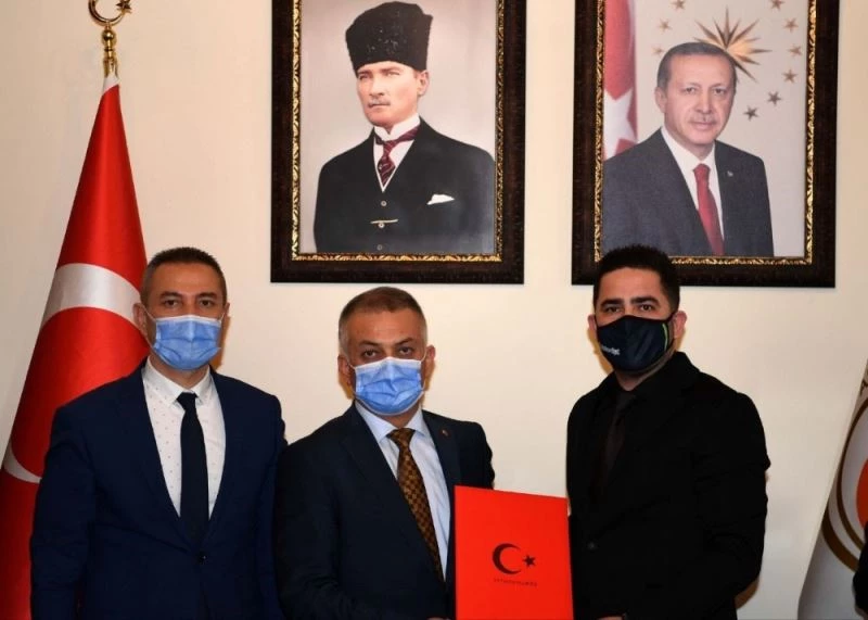 Genç hayırseverden  8 derslikli ortaokul protokolü
