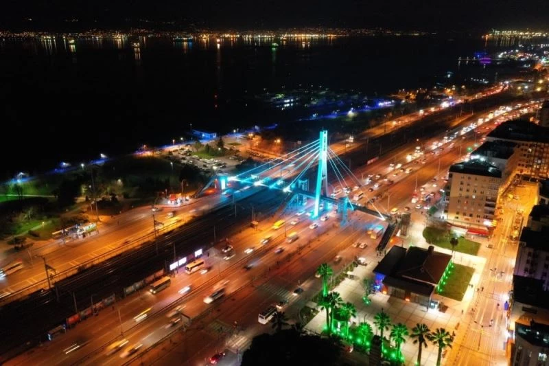 Adnan Menderes Köprüsü Halkevi tarafı 15 gün kapalı
