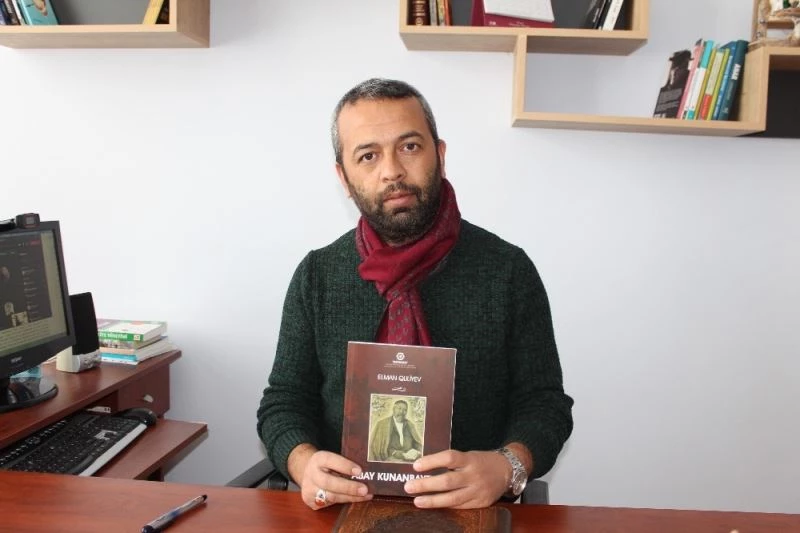 Abay Azerbaycan Türkçesiyle okurlarla buluştu
