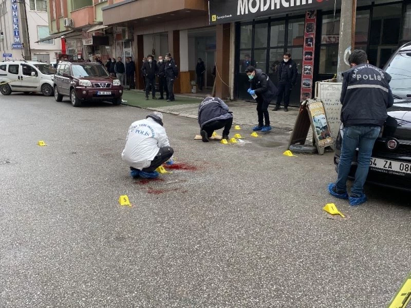 Hastane önündeki silahlı vurgunda şok detay
