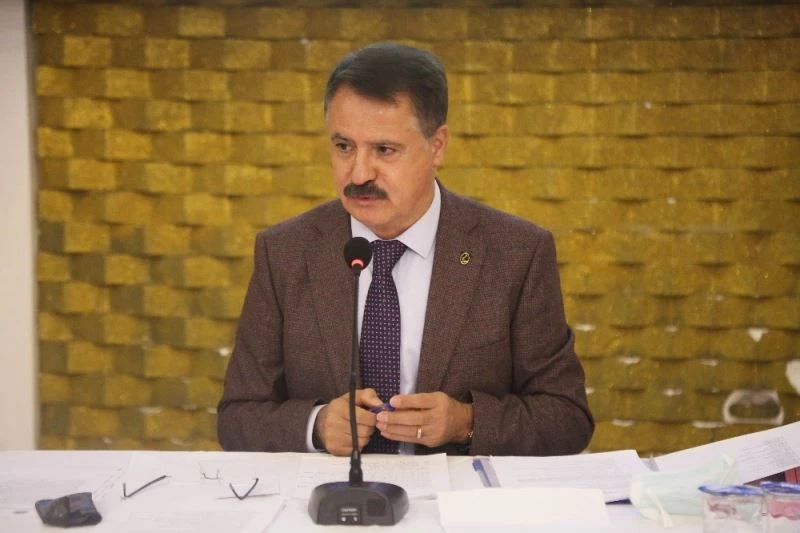 Başkan Deveci’den kadın cinayetlerine tepki: “Bu şiddete ‘artık yeter’ demeliyiz”
