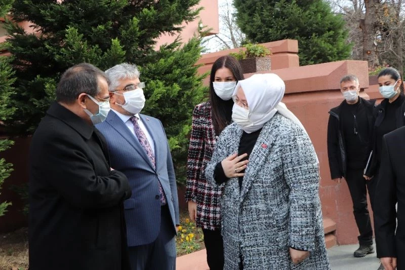 Bakan Zehra Zümrüt Selçuk Samsun’da
