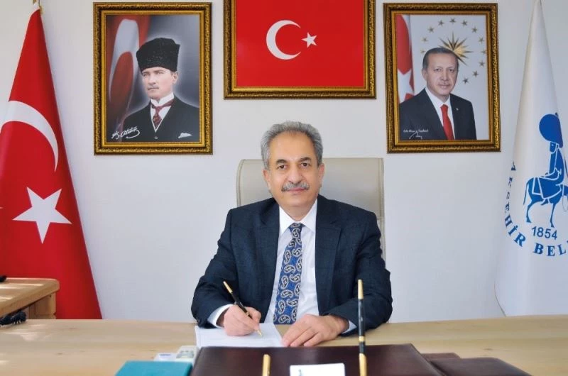 Akşehir Belediyesinden kahveci, kantinci ve servisçilere maddi destek
