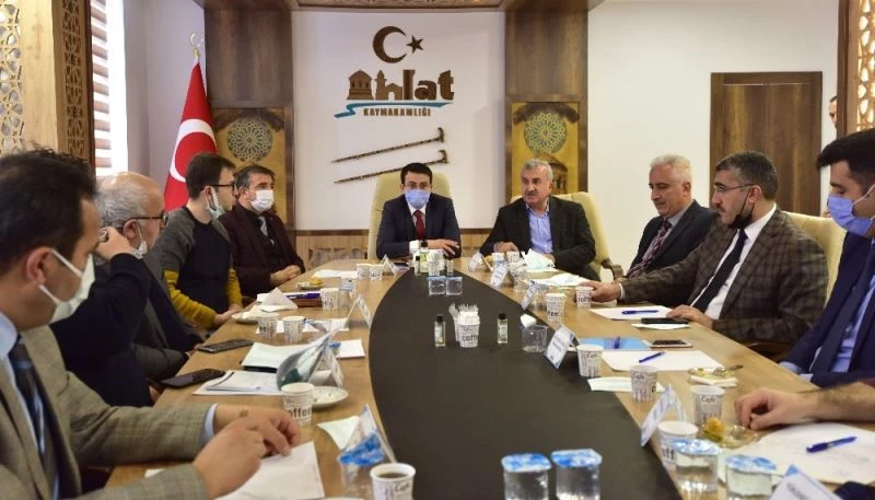 Ahlat’ta ‘Madavans Vadisi Eko Turizm Geliştirme Projesi’ toplantısı
