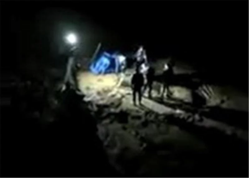 Dernek önüne defnedilen cenaze mezarlığa nakledildi
