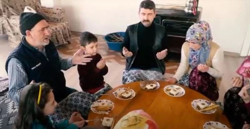 İlkokul öğrencilerinden takdire şayan aile filmi
