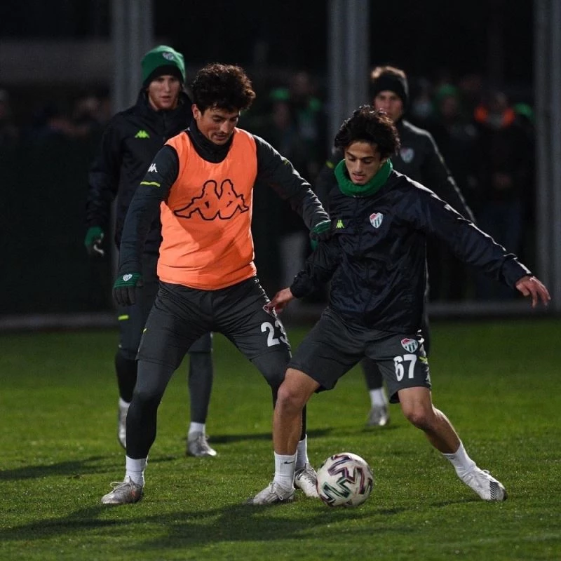 Bursaspor’da Altınordu maçı öncesi tempo arttı
