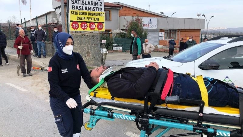 Arızaya giden SEDAŞ ekibi ile ticari taksi çarpıştı: 5 yaralı
