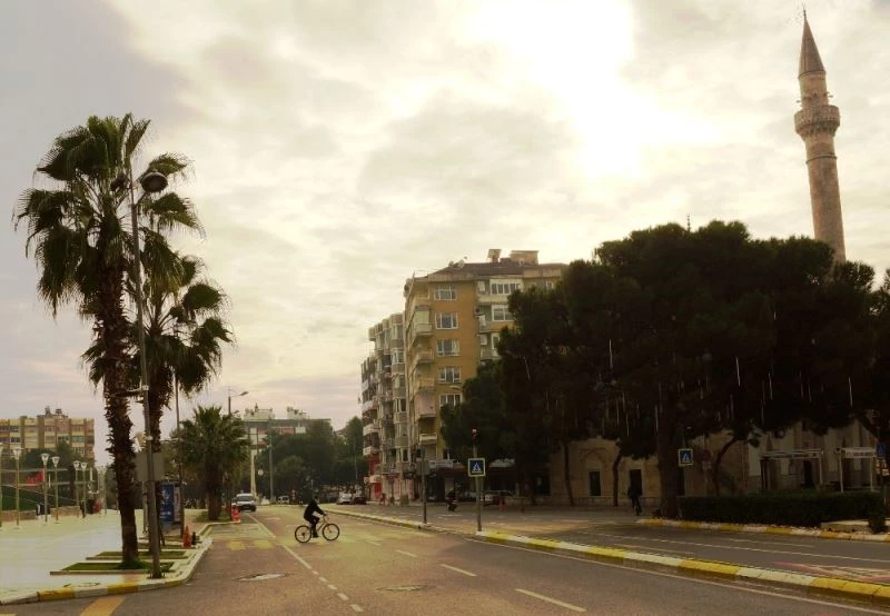 Efeler diyarı sessizliğini korudu
