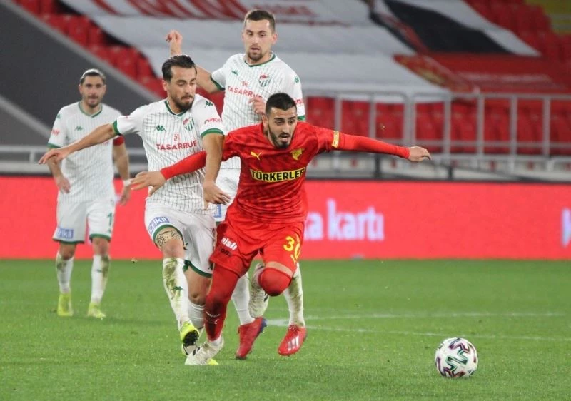 Göztepe’den futbolcu Yalçın Kayan’a disiplin cezası
