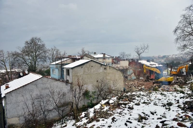 Mollaarap’ta düğüm çözülüyor
