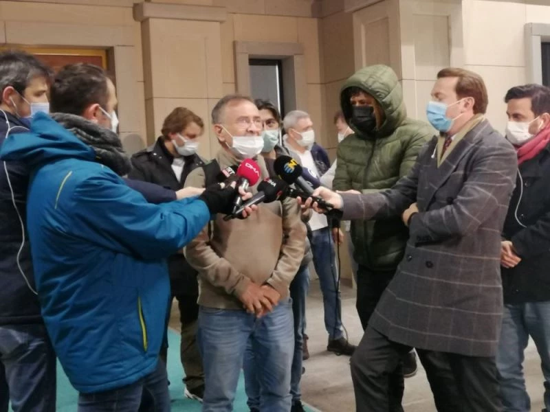 Korsanlar tarafından kaçırılan gemideki 3 Türk gemici Türkiye’ye döndü
