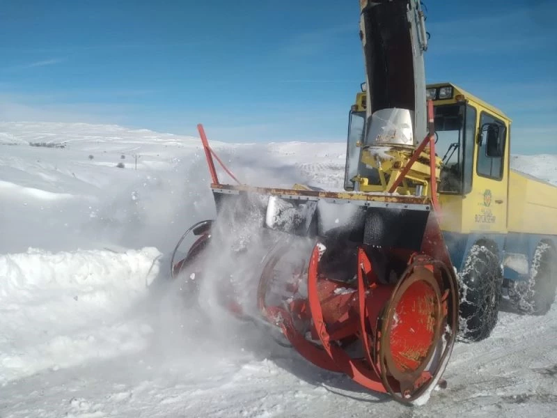 Malatya’da kapalı olan 504 mahallenin 238’i açıldı
