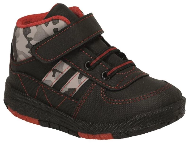 Kadın, erkek ve çocuklara hitap eden botlar Flo koleksiyonunda yerini aldı