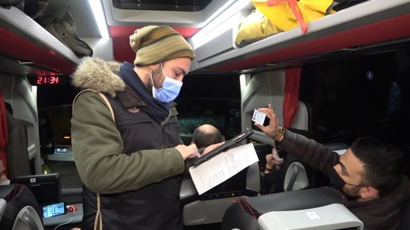 Otobüslerde HES kodu ve maske denetimi
