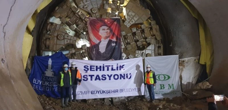Narlıdere Metrosu’nda ışık göründü
