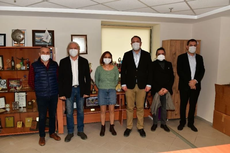 Başkan Gümrükçü’den meslek odalarına 