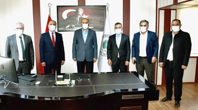 Başkan Doğru projelerini Milletvekili Kirazoğlu’na anlattı
