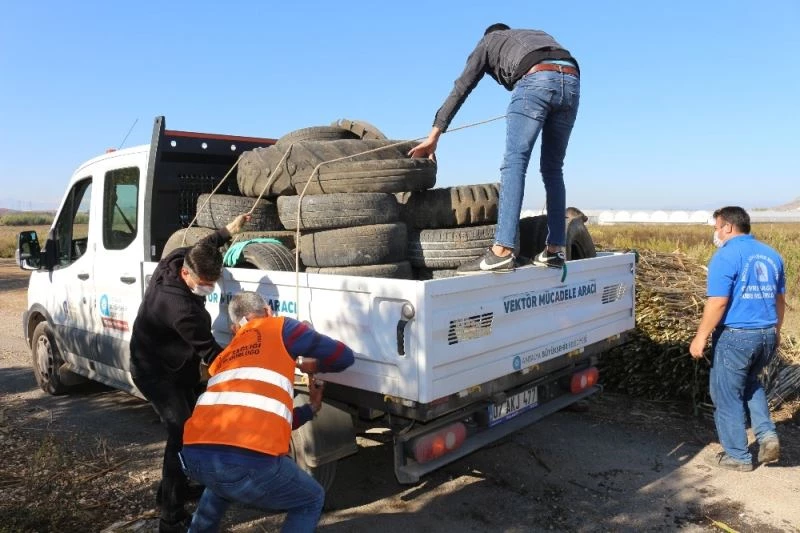 Sinek yuvası lastikler geri dönüşüme kazandırılıyor
