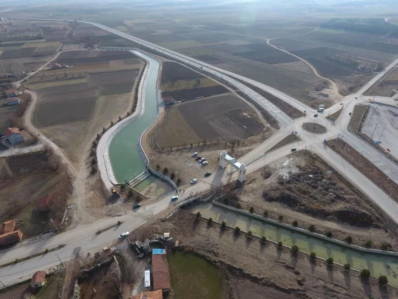 Avşar deresinde ıslah çalışmaları
