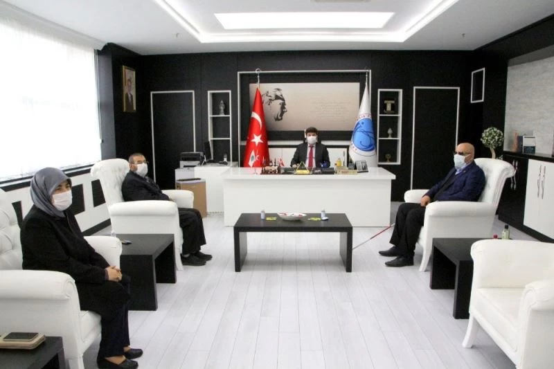 Gazi ve şehit yakınlarından Karacoşkun’a ziyaret
