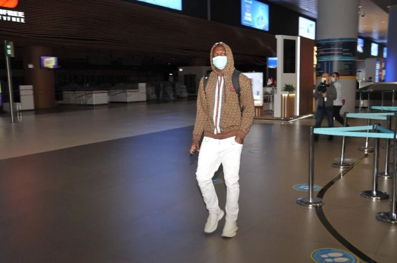 Aboubakar, İstanbul’a döndü
