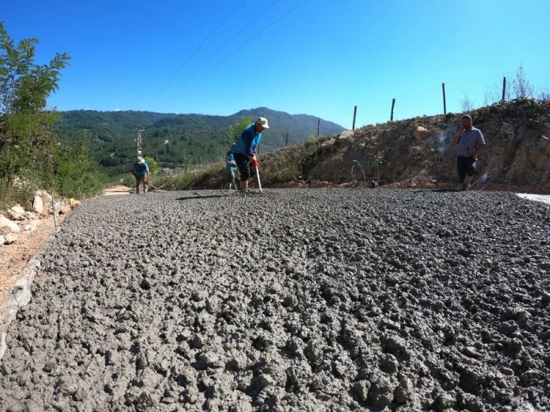 Kronikleşmiş yol sorunlarına neşter
