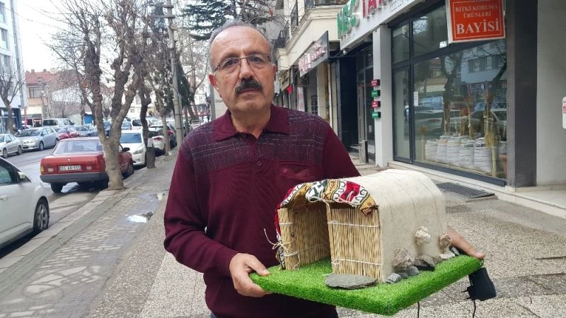 Emekli uçak bakım teknisyeninden ‘minyatür aleyçik’
