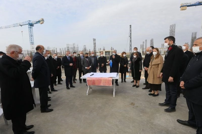 Fatma Şahin için ilginç tasvir
