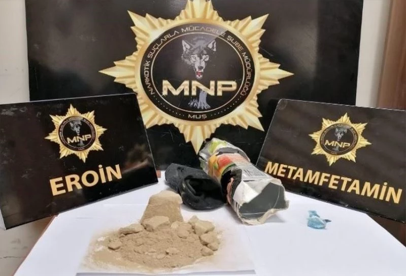 Muş’ta otomobile zulalanmış uyuşturucu ele geçirildi
