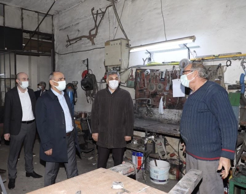 Hereke esnafı hukuk fakültesinin açılacağı günü bekliyor
