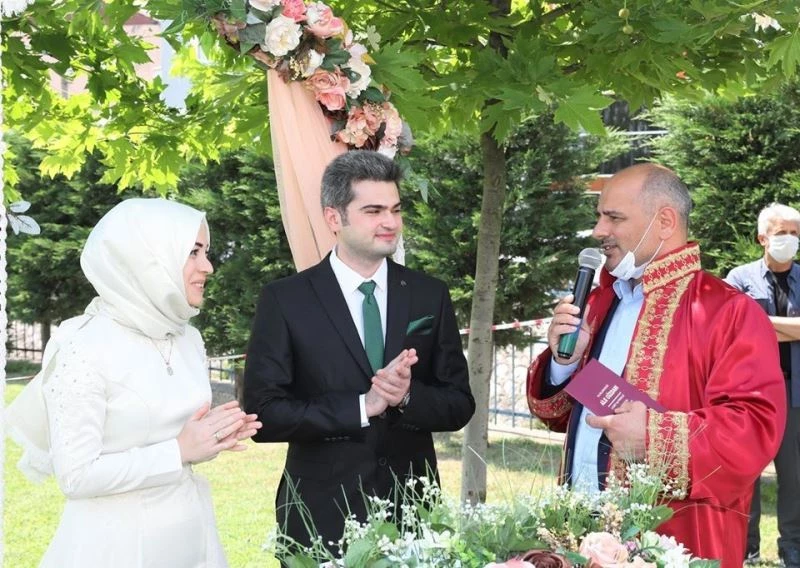 Körfez’de 2020’de 858 çift  ‘evet’ dedi
