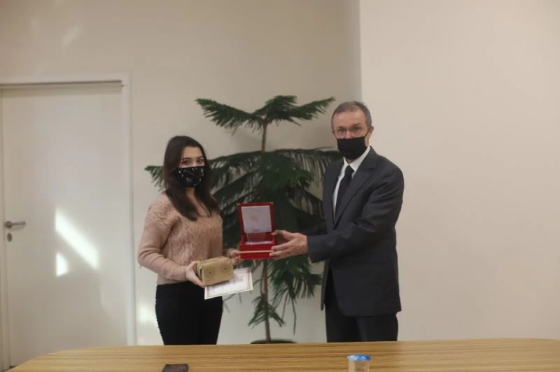 Dereceye giren öğrencilerden İbanoğlu’na ziyaret
