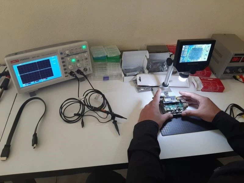 TİKA’dan KKTC’li genç bilişimcilere destek
