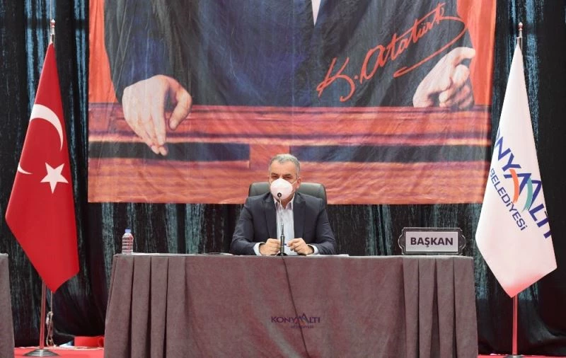 Esen: “Şehitlerimizin ismi güncel siyasetin malzemesi olmamalı”
