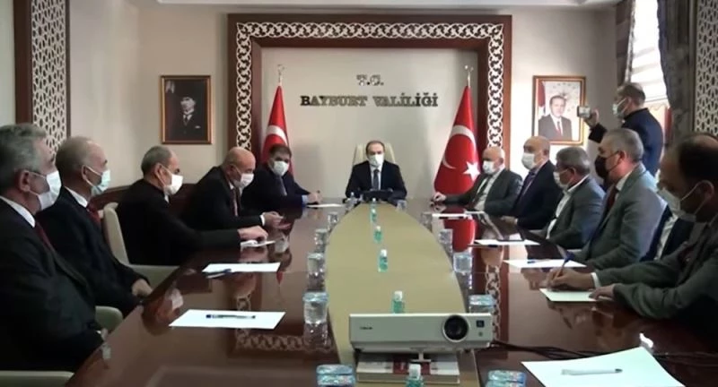 Vali Cüneyt Epcim’den Bayburtspor’a destek çağrısı
