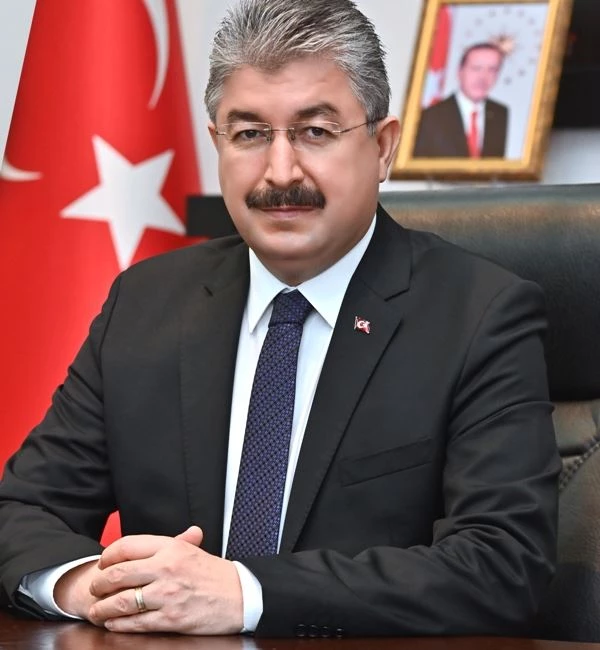 VALİ DR. ERDİNÇ YILMAZ’IN 10 OCAK ÇALIŞAN GAZETECİLER GÜNÜ MESAJI