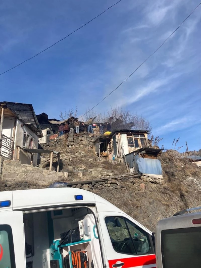 Şenkaya’da yangın; bir kişi hayatını kaybetti
