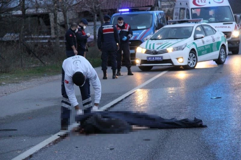 Sokağa çıkma yasağında yolun karşısına geçerken feci şekilde can verdi
