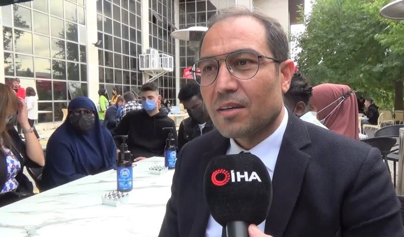 Müdür Mehmet Erşan: 